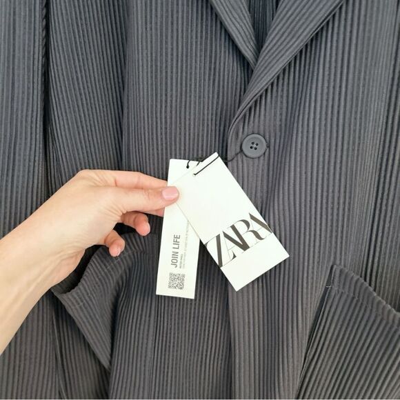 Zara Black Ribbed Oversized Button Front Blazer, Size Medium - Picture 8 of 11